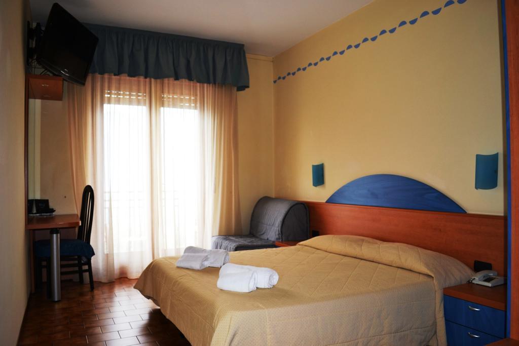 Hotel Smeraldo Brenzone sul Garda Εξωτερικό φωτογραφία