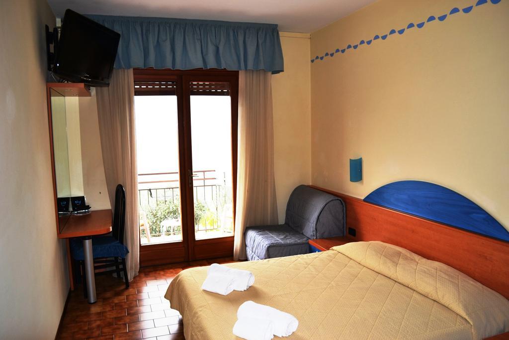 Hotel Smeraldo Brenzone sul Garda Εξωτερικό φωτογραφία