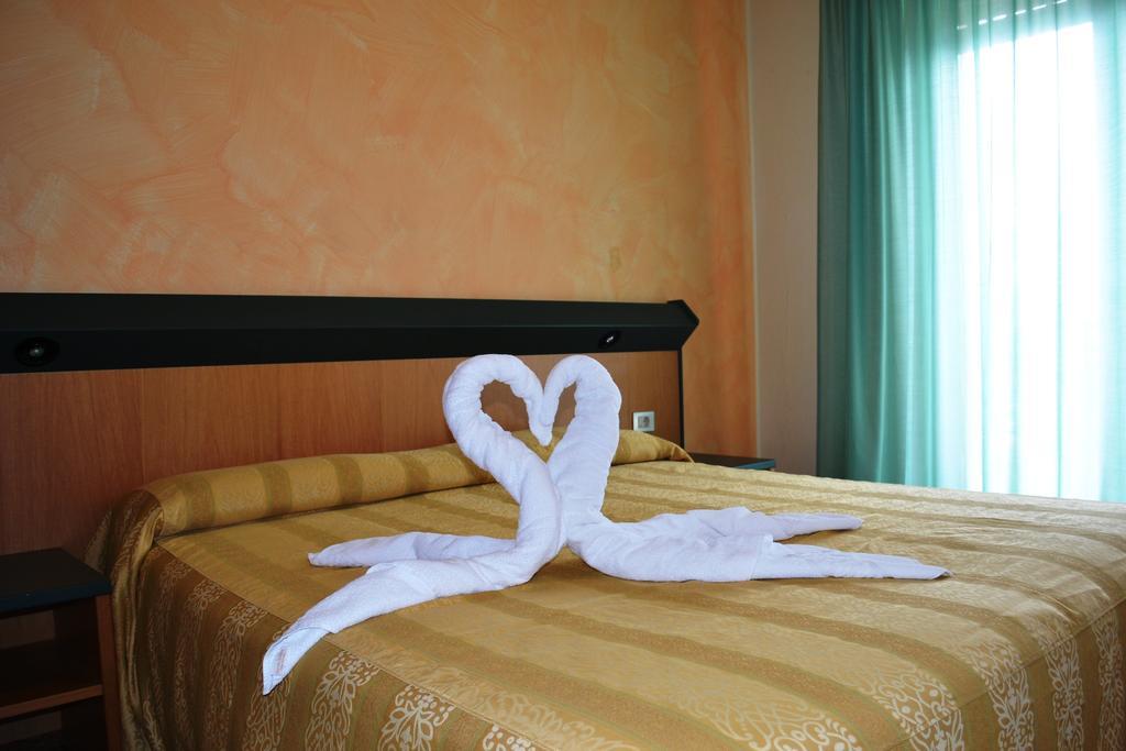 Hotel Smeraldo Brenzone sul Garda Εξωτερικό φωτογραφία