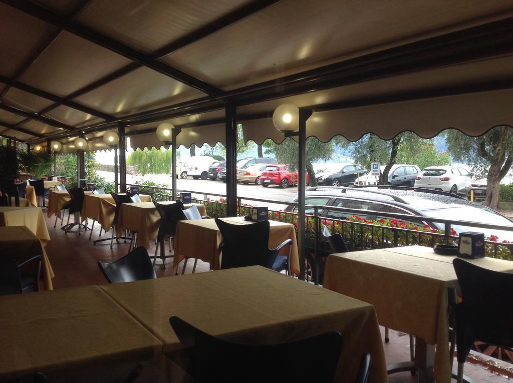 Hotel Smeraldo Brenzone sul Garda Εξωτερικό φωτογραφία