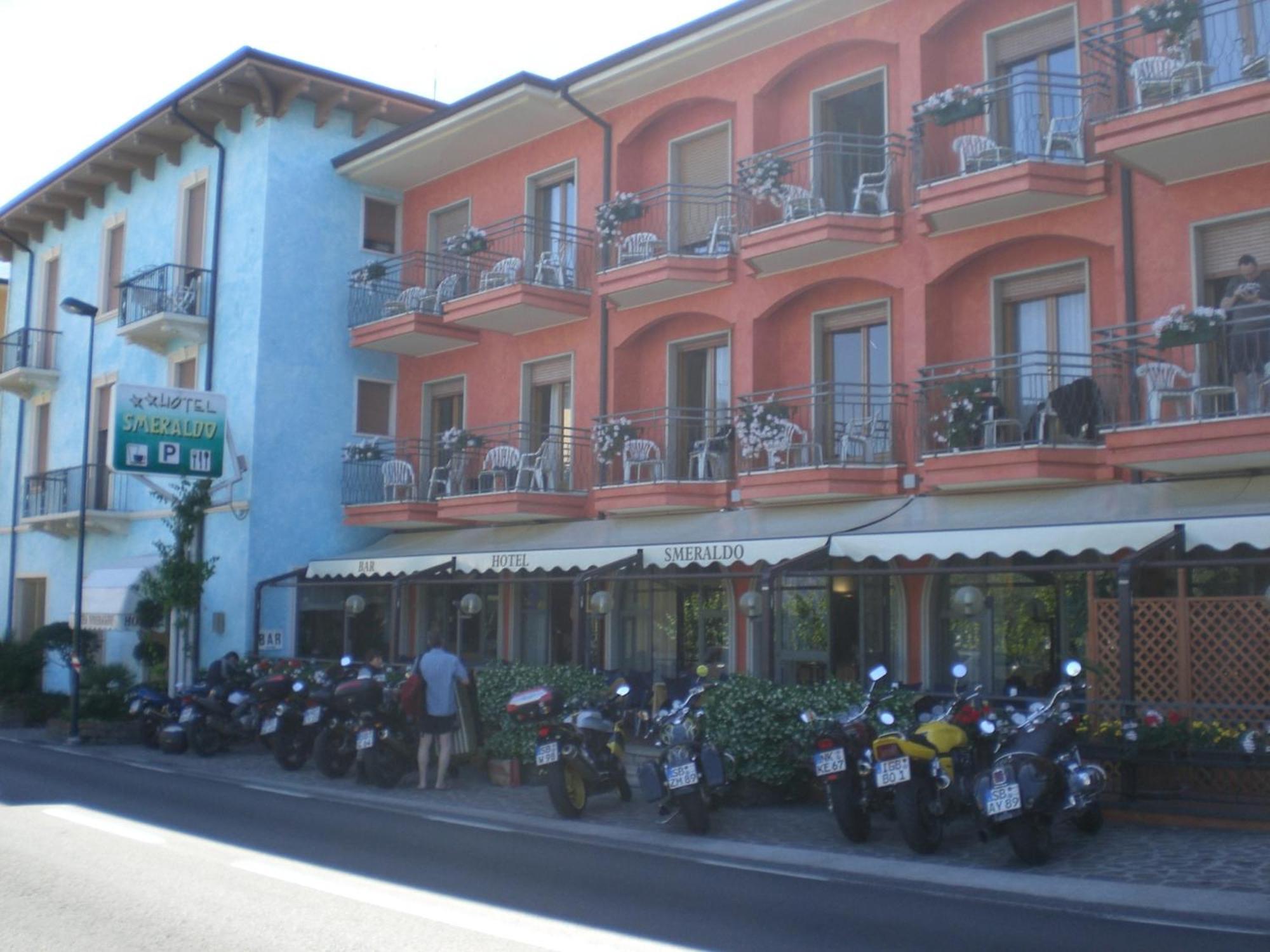 Hotel Smeraldo Brenzone sul Garda Εξωτερικό φωτογραφία