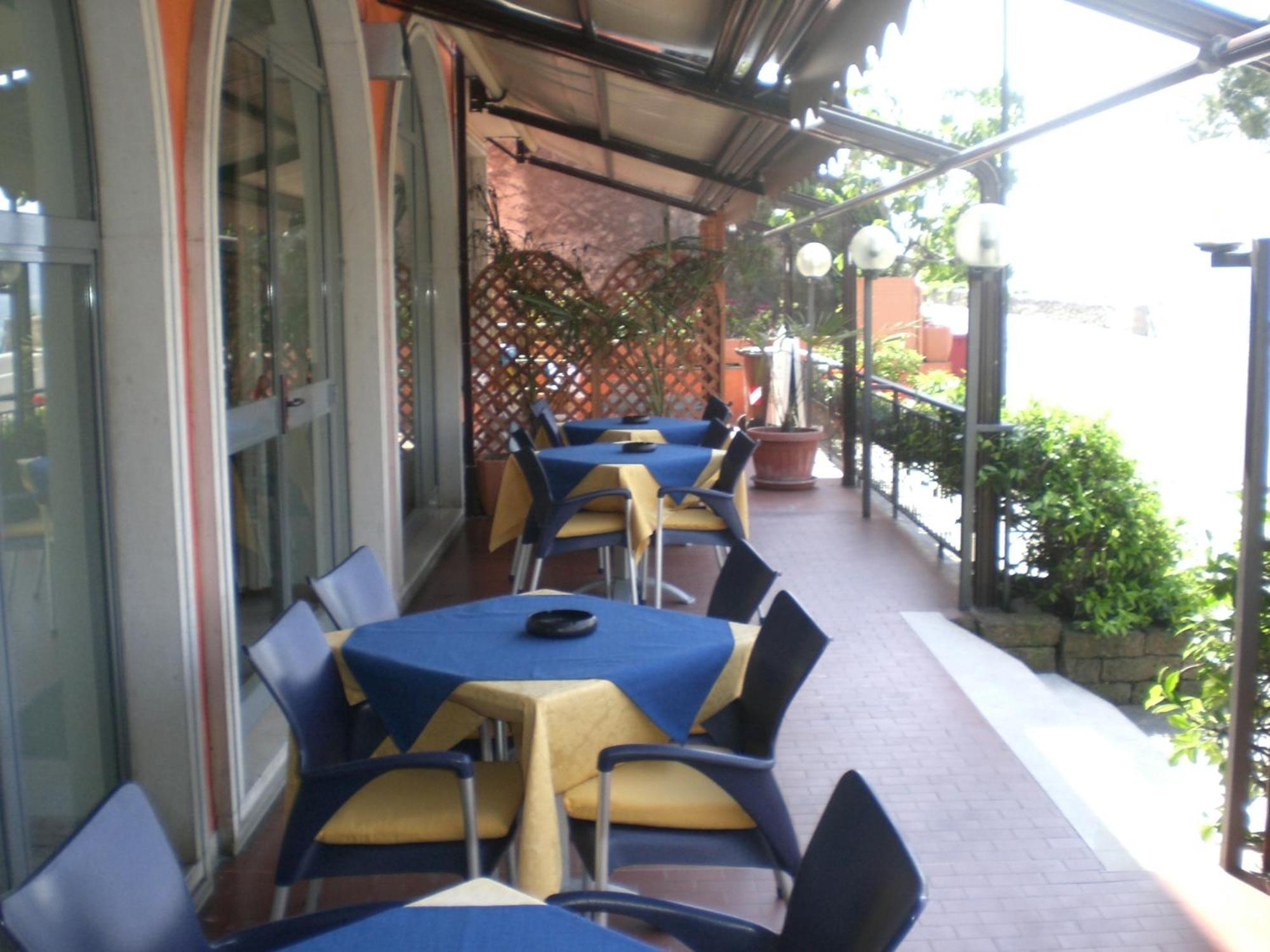 Hotel Smeraldo Brenzone sul Garda Εξωτερικό φωτογραφία