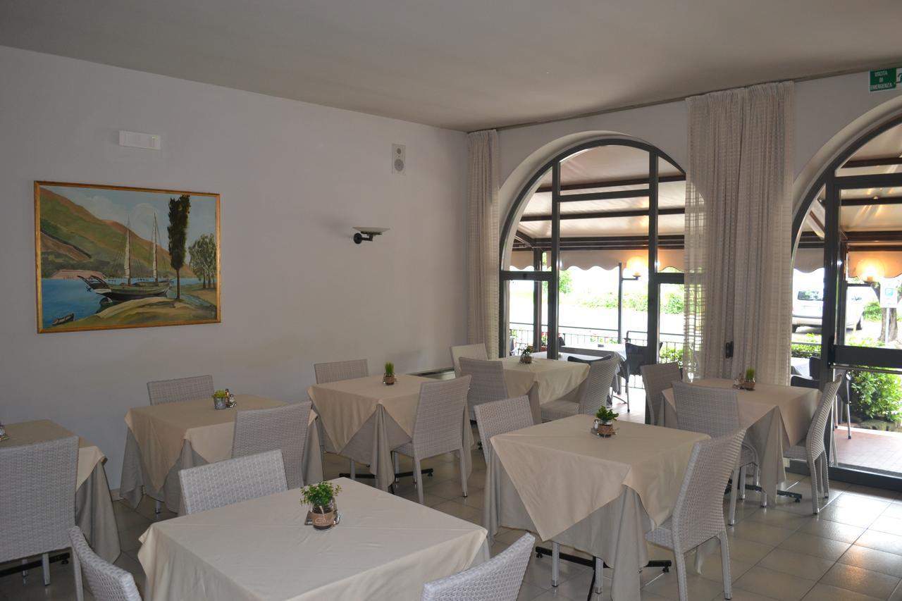 Hotel Smeraldo Brenzone sul Garda Εξωτερικό φωτογραφία