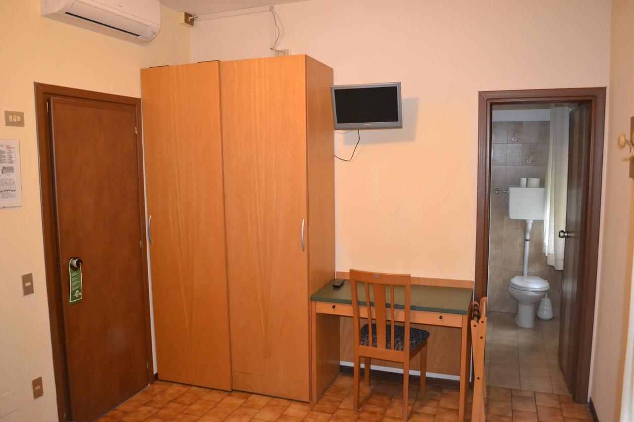 Hotel Smeraldo Brenzone sul Garda Εξωτερικό φωτογραφία